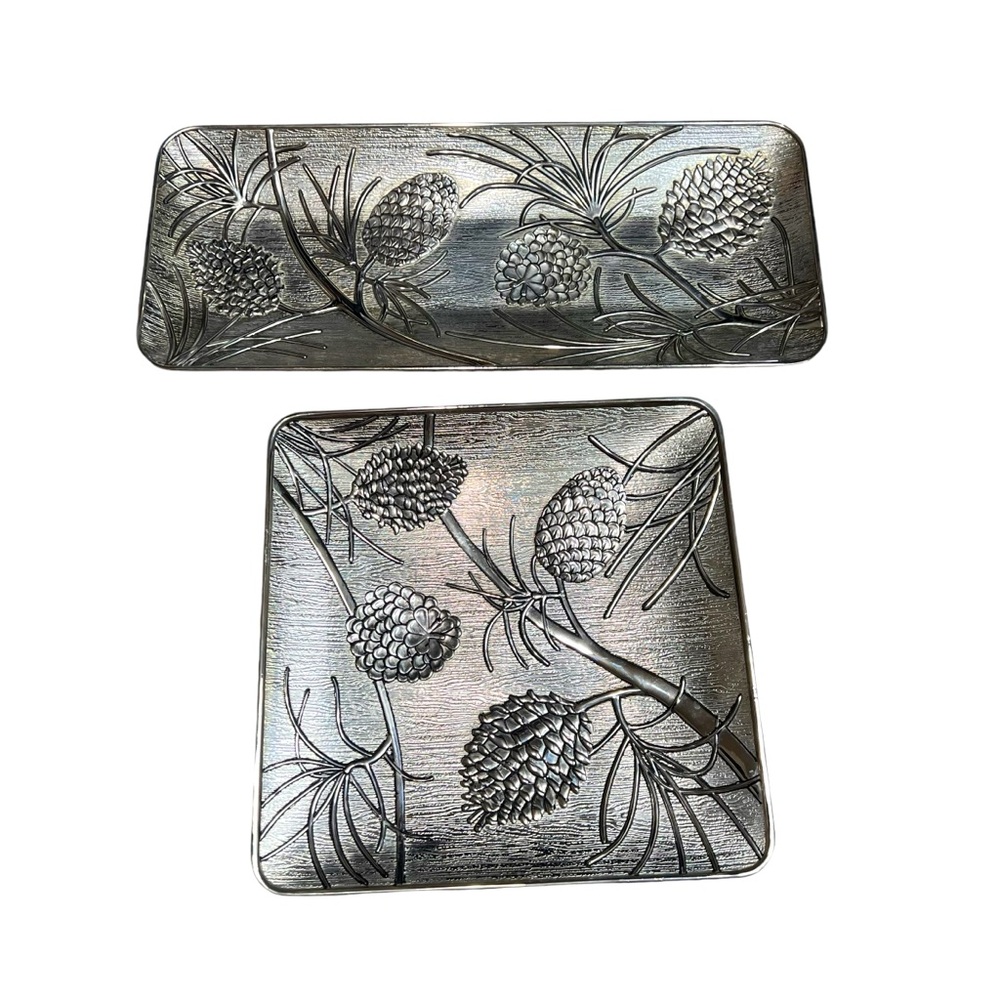 Godinger Silver Art Co. set of 2 Pinecone Wilderness Holiday‎ trays